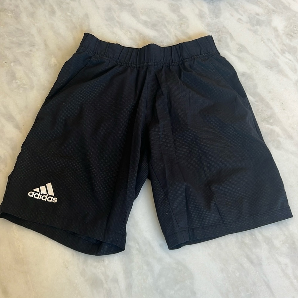 Men’s Adidas aero ready tennis shorts size S